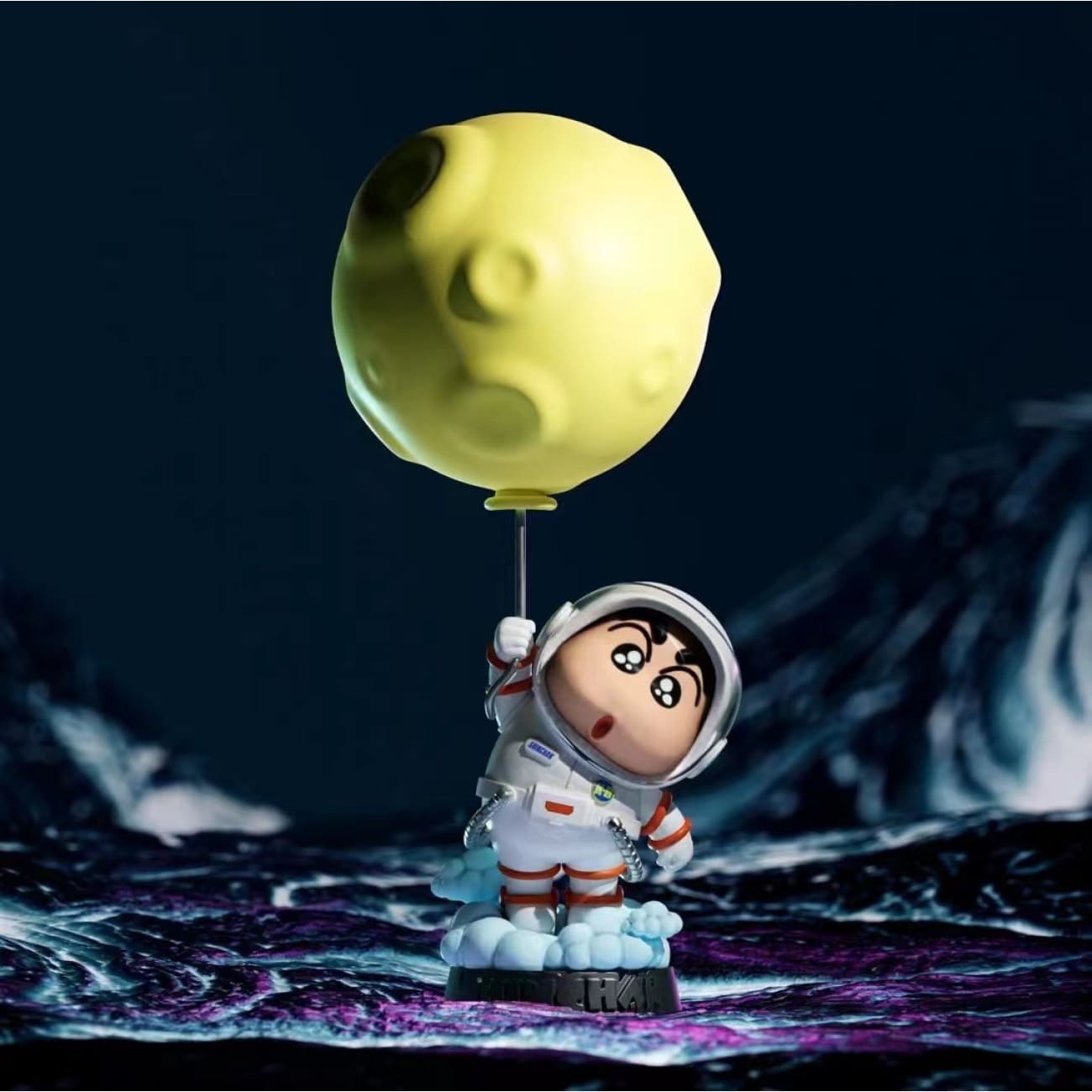 NPC - Crayon Shinchan Cosplay Astronaut