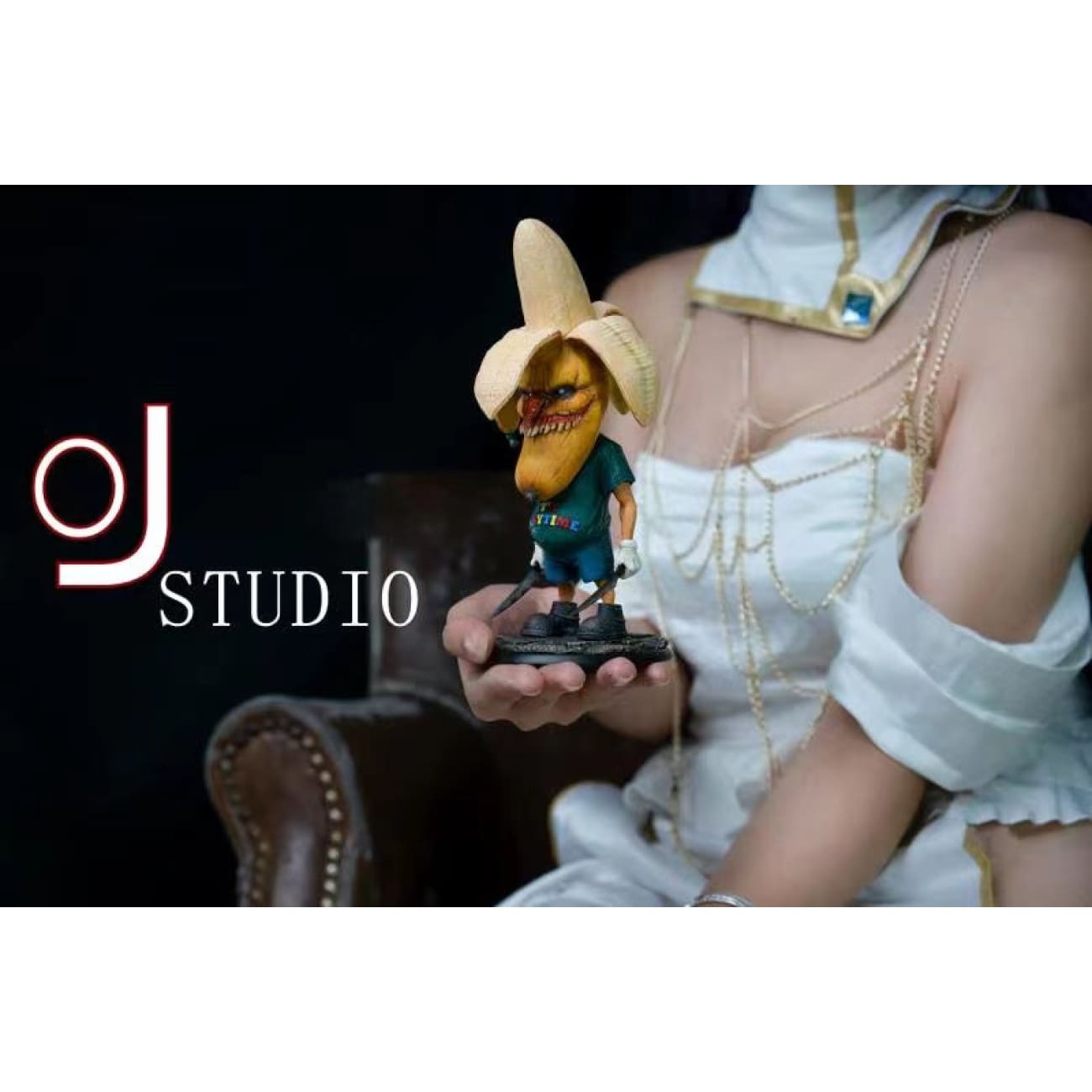 OJ Studio - Pose [Small Version / Big Version]