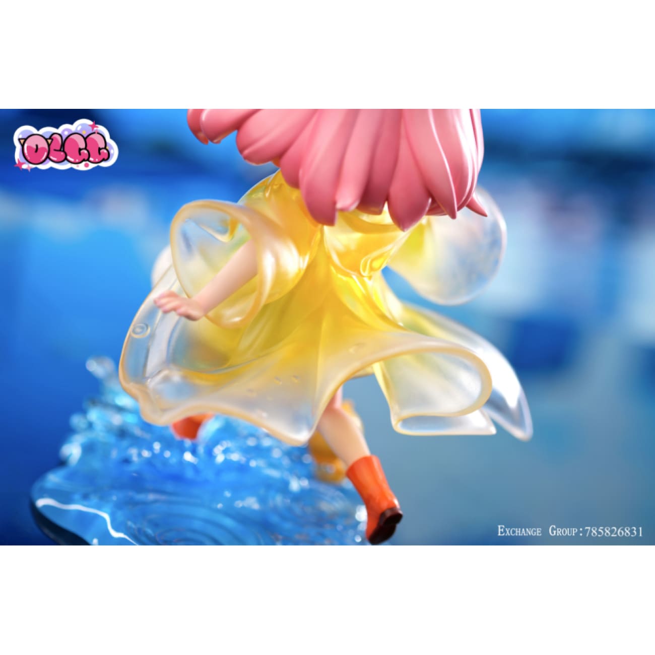 OLGG Studio - Anya Forger Running [2 Variants]