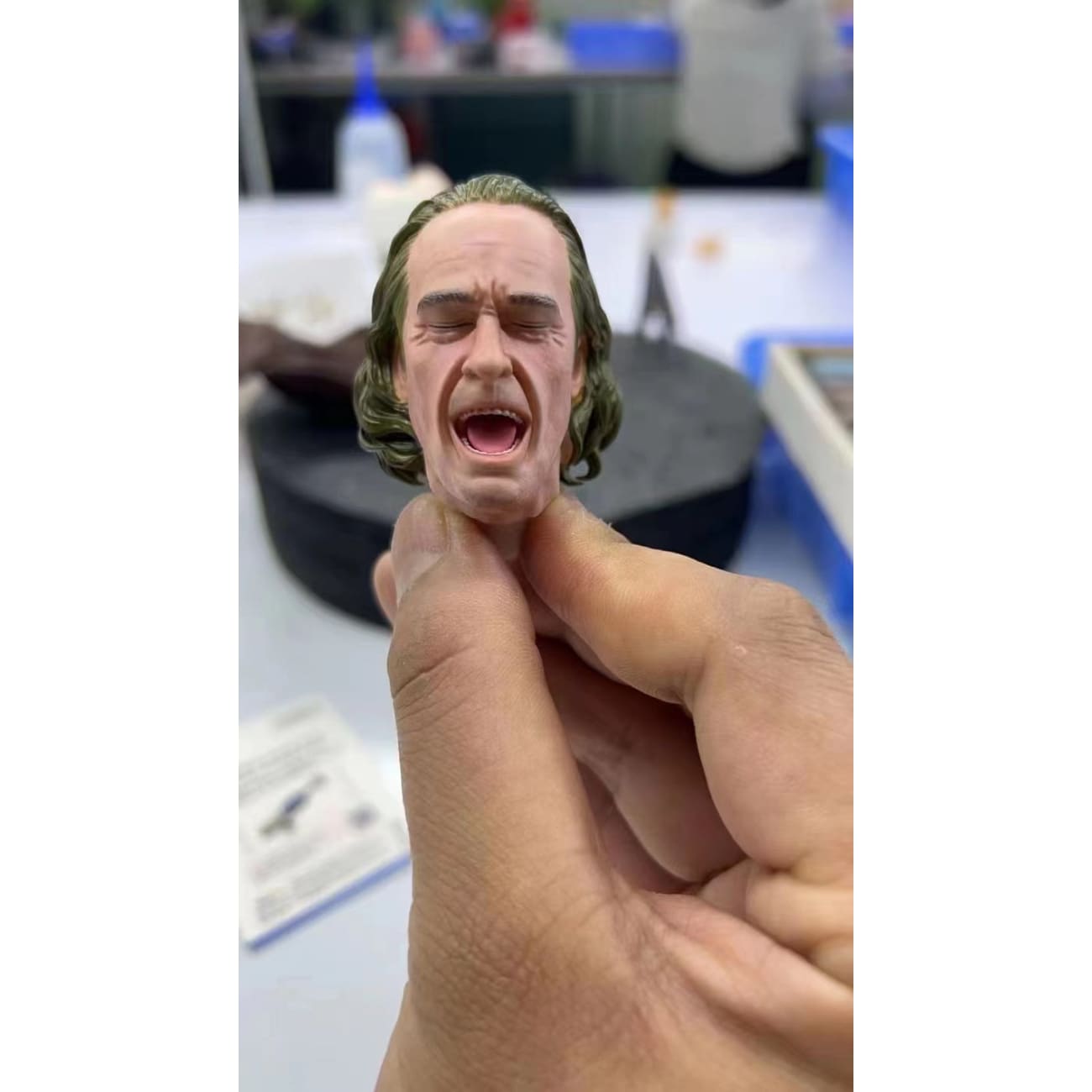 Omahawk Studio - Joker Joaquin Phoenix [1/6 Scale]