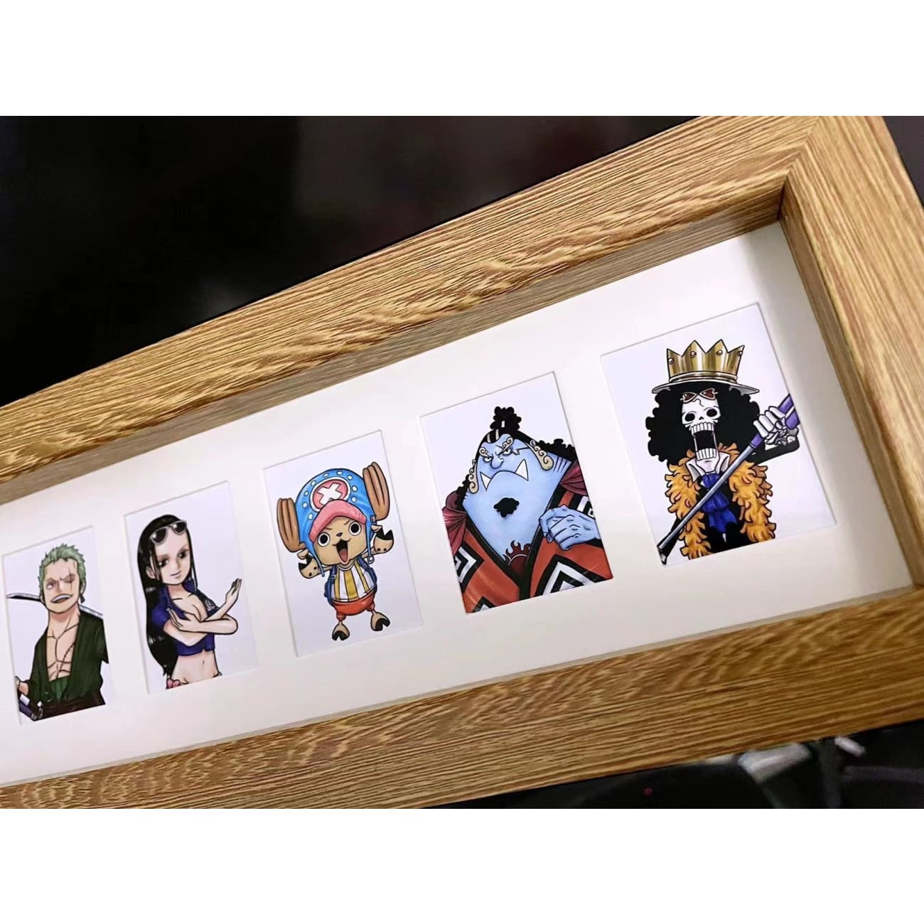 One Piece Cute Passport Photos Frame [47cm x 12cm]