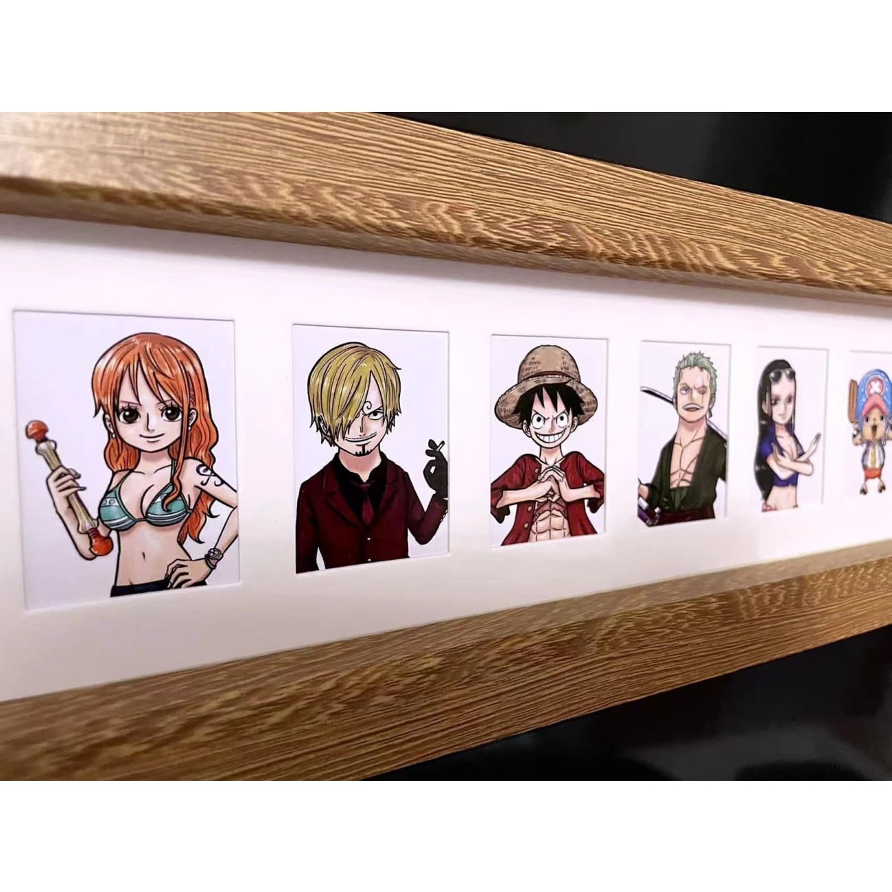 One Piece Cute Passport Photos Frame [47cm x 12cm]