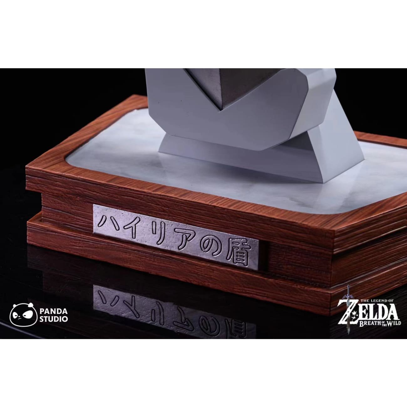Panda Studio - Hylian Shield 