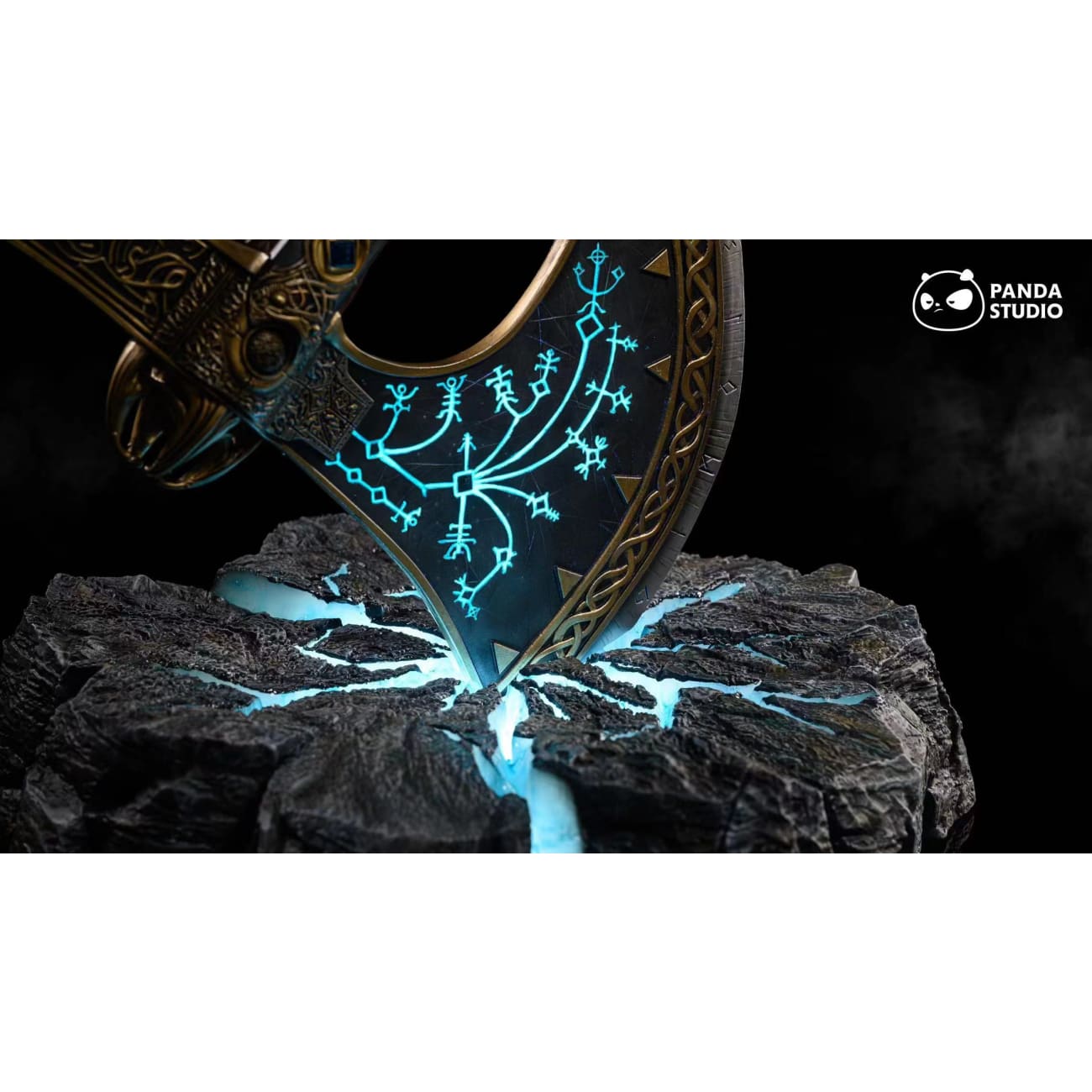 Panda Studio - Leviathan Axe