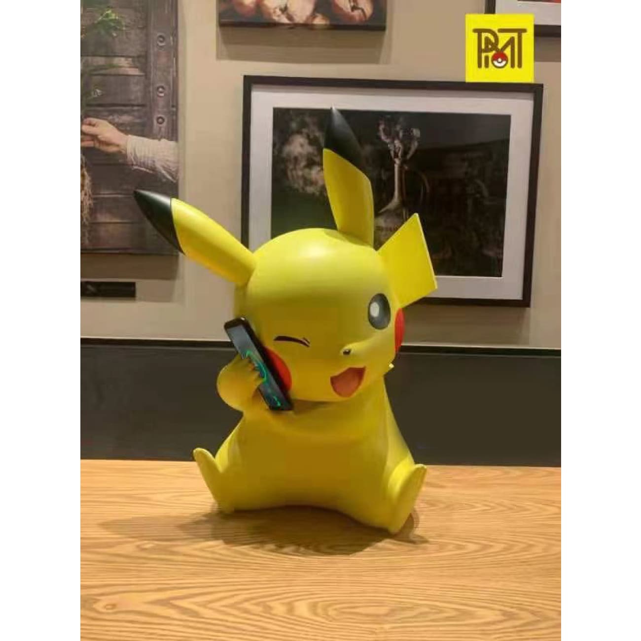 PMT Studio - Pikachu wireless phone charger [1/1 scale]