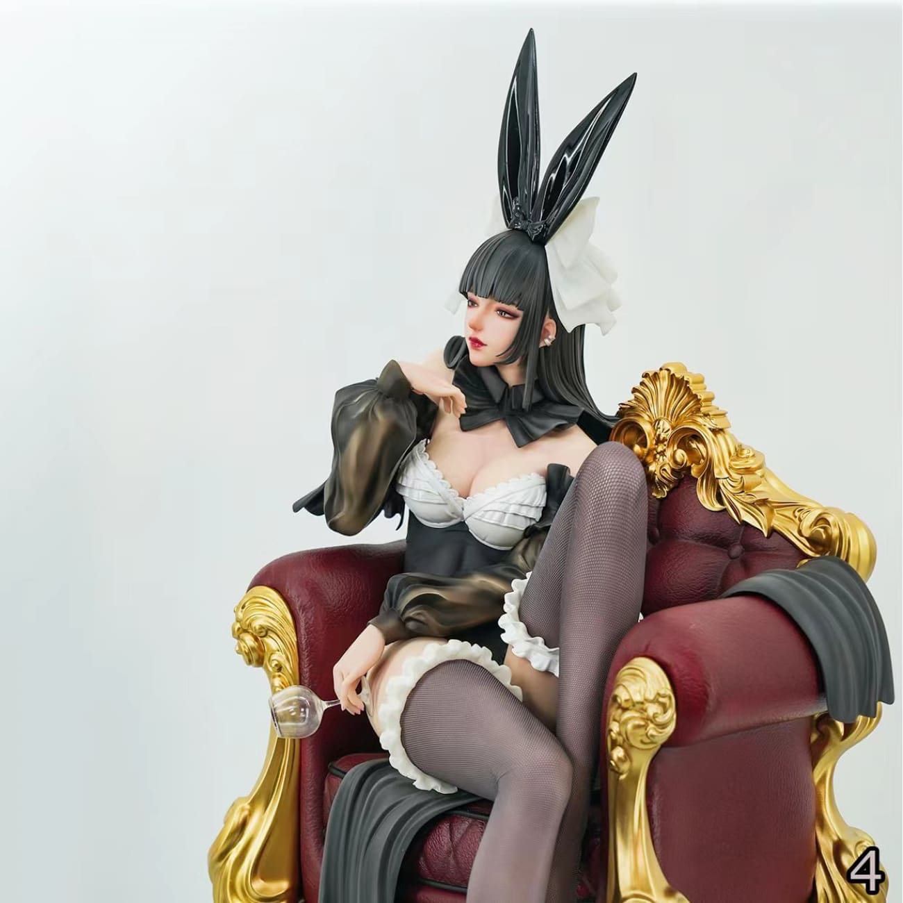 Polaris Studio - Holiday Sofa Maid Kaya