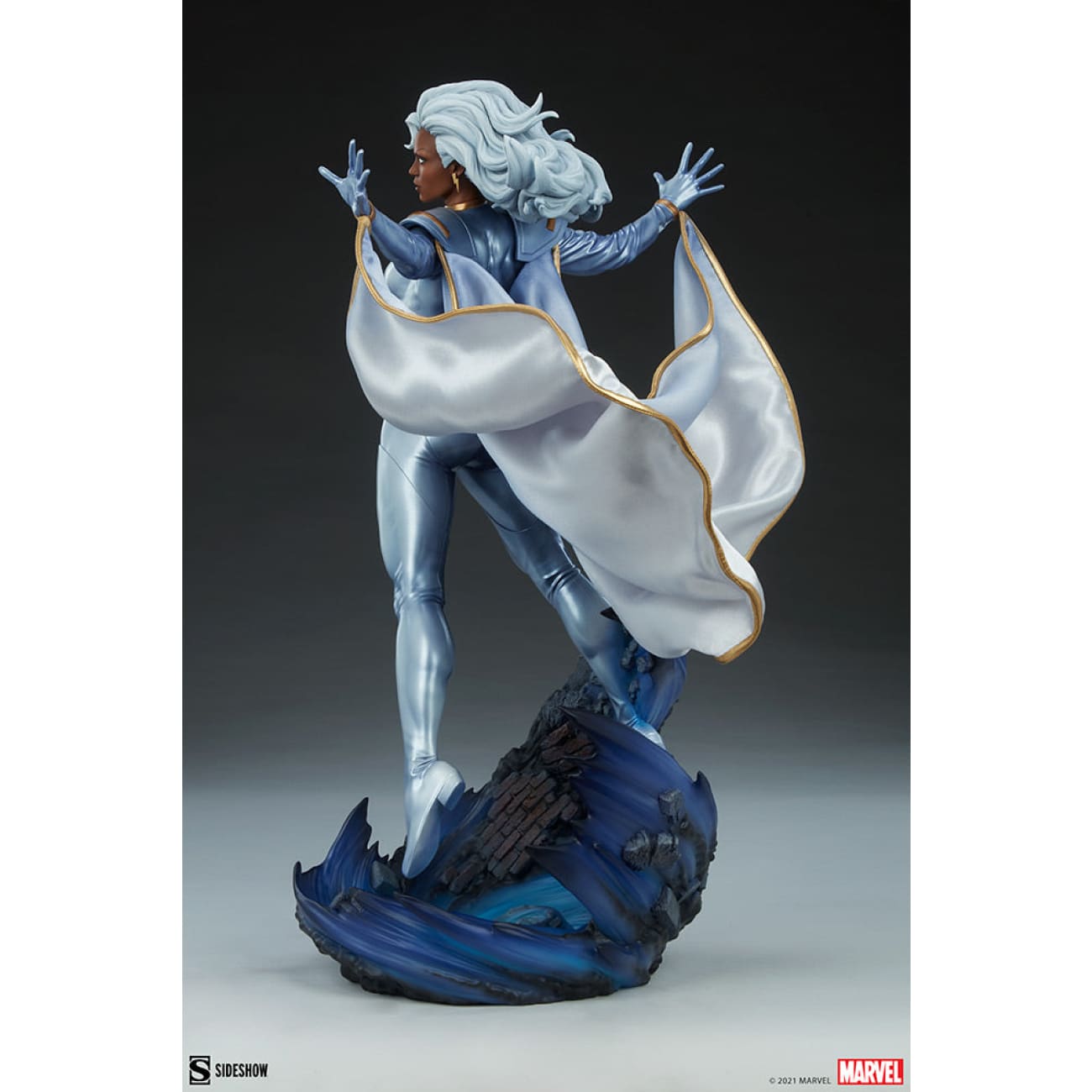 Premium Format™ Figure by Sideshow Collectibles - Storm
