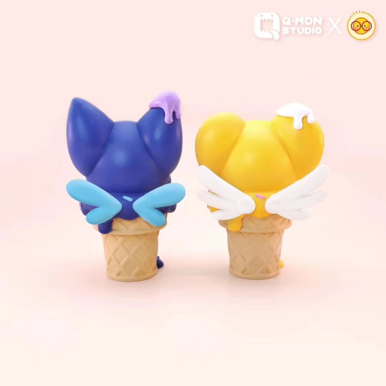 Q MON Studio - Ice Cream Cerberus / Spinel