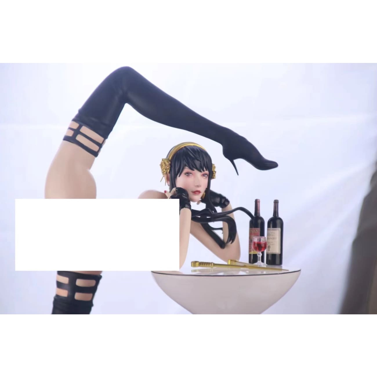 QK Studio - Drunk Yoga Yor Forger [2 Variants]