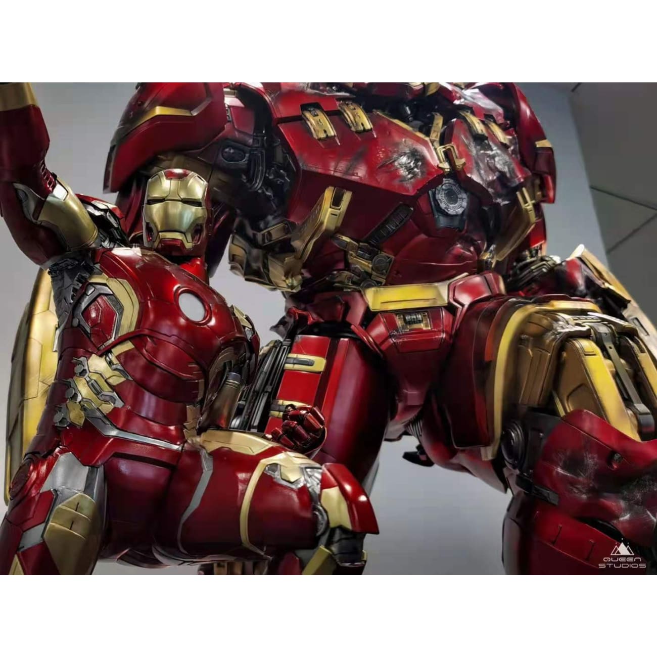 Queen Studios - Iron Man Mark 43 or Mark 44 [1/4 scale]