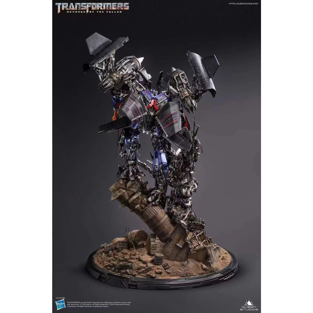 Queen Studios  - Optimus Prime vs Megatron 