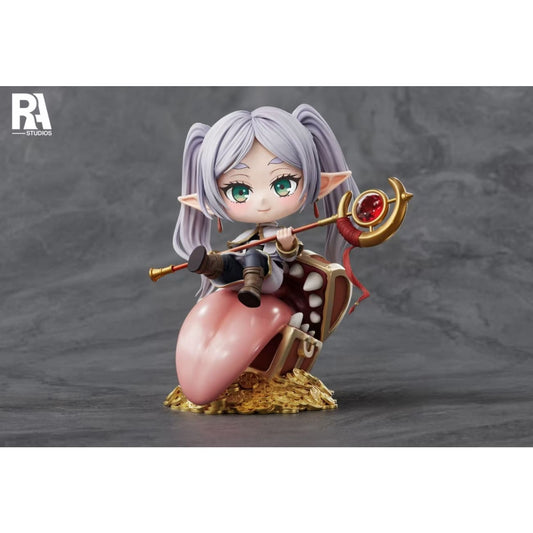RA Studio - Cute Winter Clothes Frieren Treasure Chest Fortune