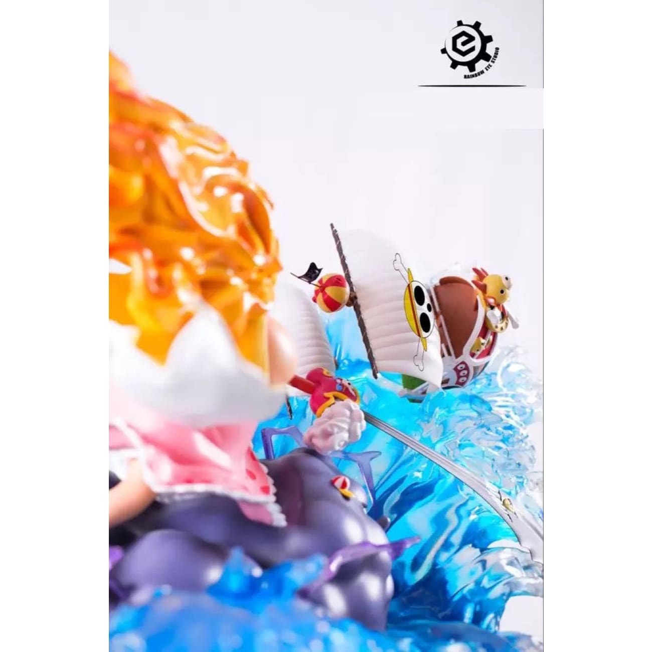 Rainbow Eye Studio - Big Mom Diorama [1/6 scale]