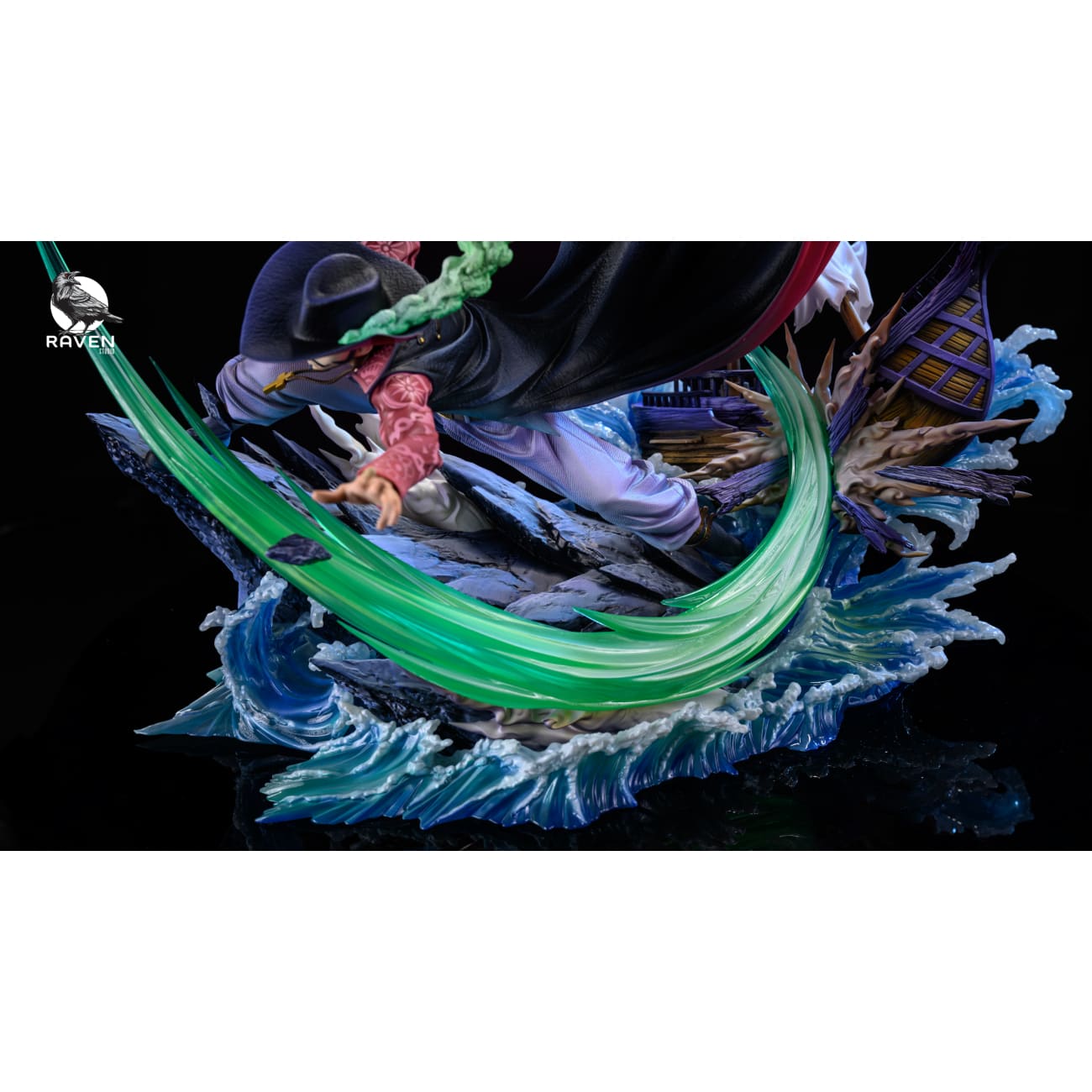 Raven Studio - Hawkeye Dracule Mihawk [2 Variants]