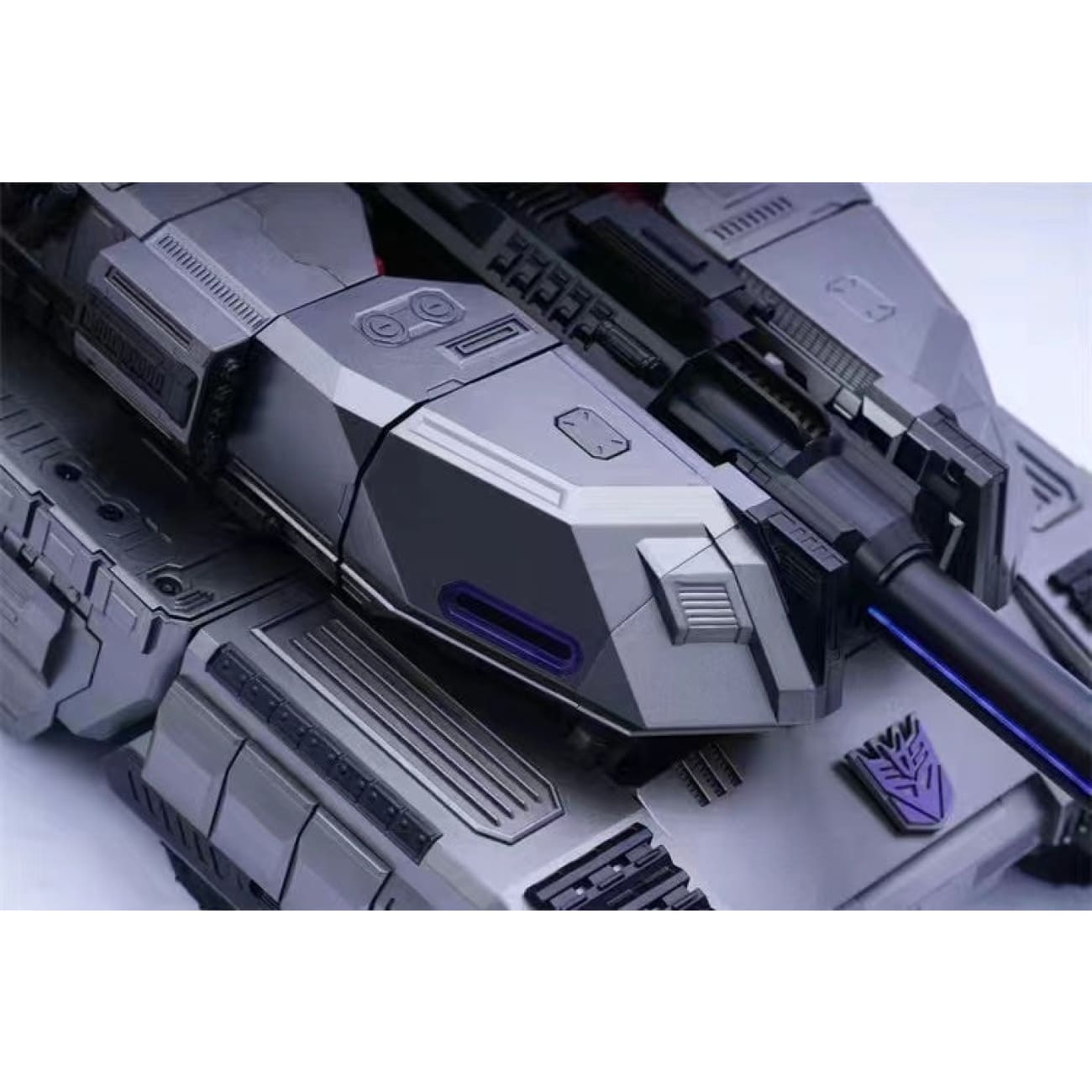 Robosen - Megatron G1 Flagship Robot WZTG1-BC
