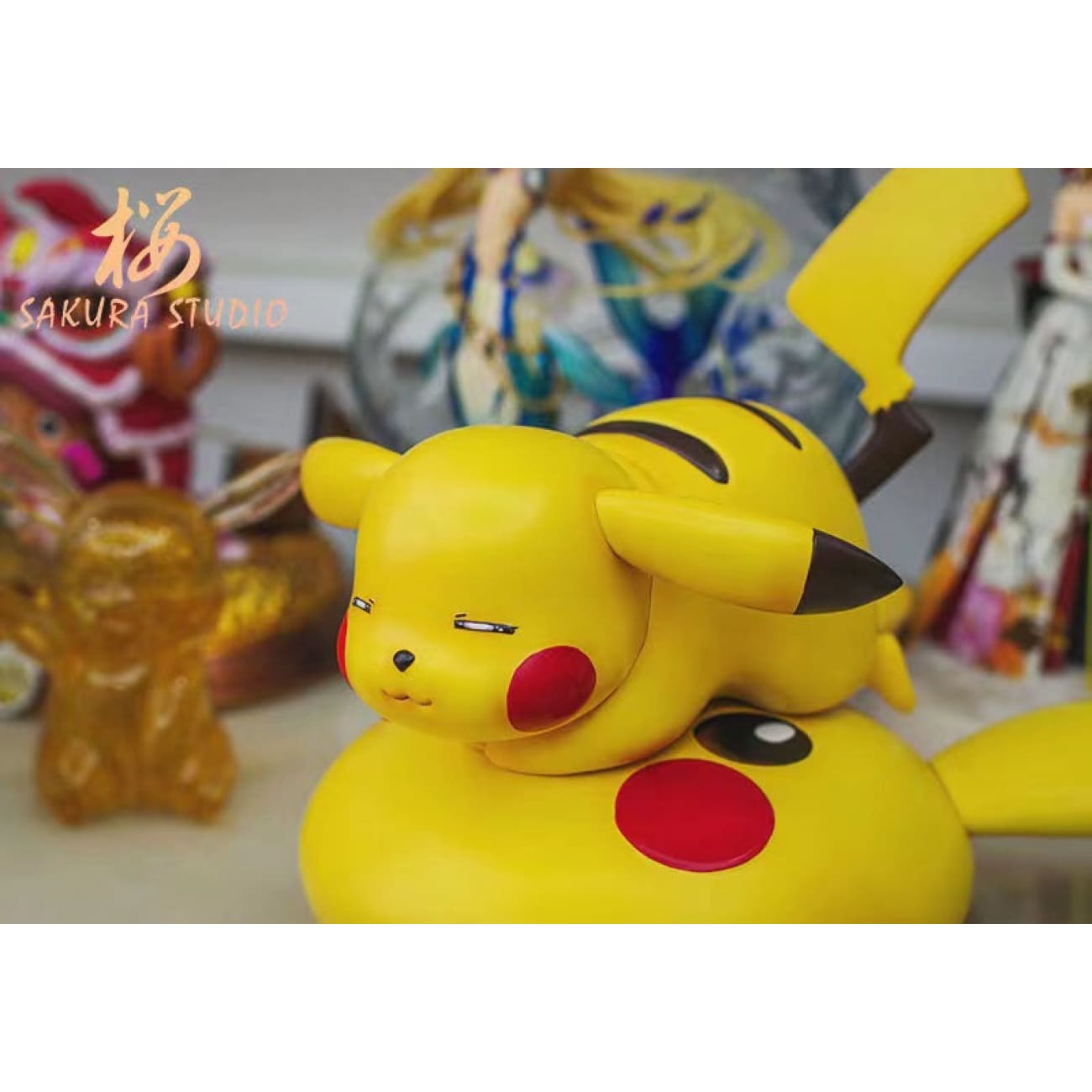 SAKURA Studio - Pikachu and Pikachu wireless charger