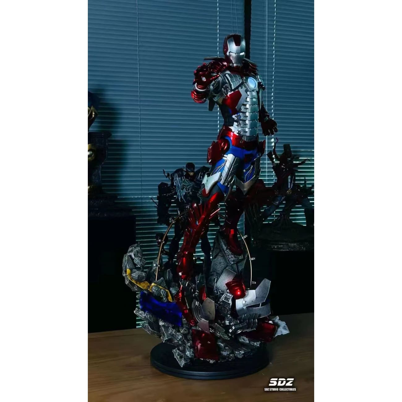 SDZ Studio - Iron Man MK5