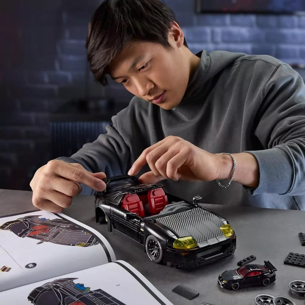 Hot Wheels x Mattel Brick Shop - ’94 Toyota Supra MKIV – 1:16 Scale Building Set