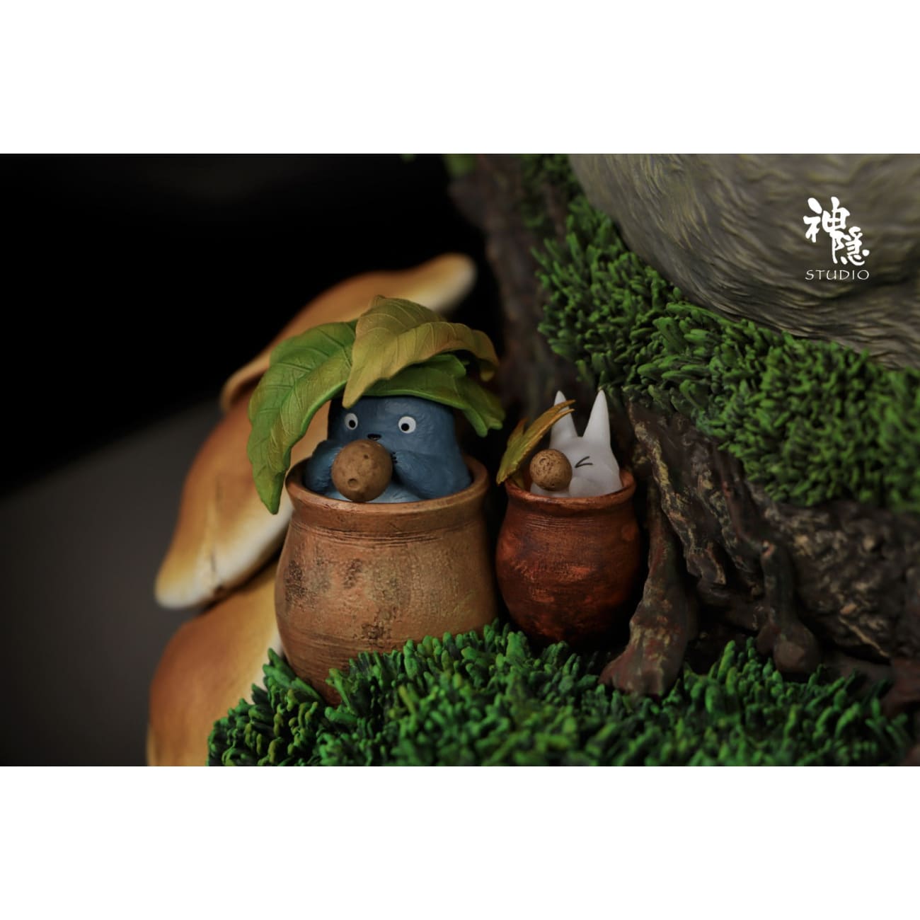 Shen Yin Studio - Resting in the Tree Hole