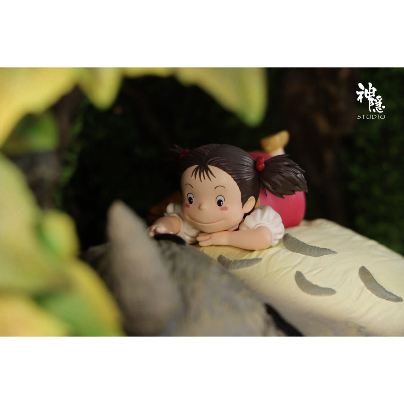 Shen Yin Studio - Resting in the Tree Hole