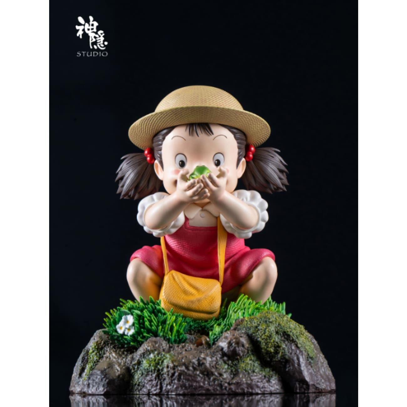 Shen Yin Studio - Squatting Mei Kusakabe
