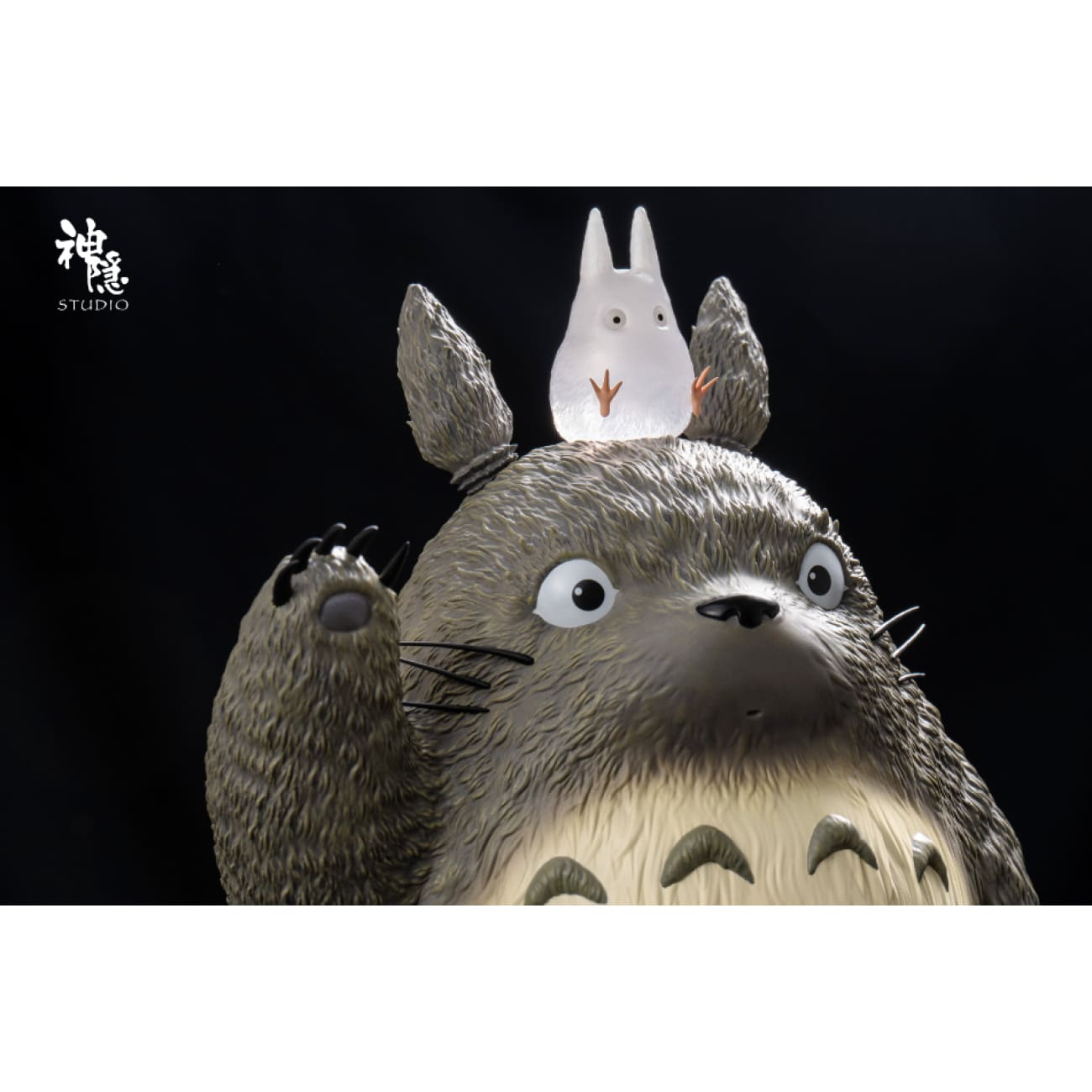 Shen Yin Studio - Waving Hand Totoro