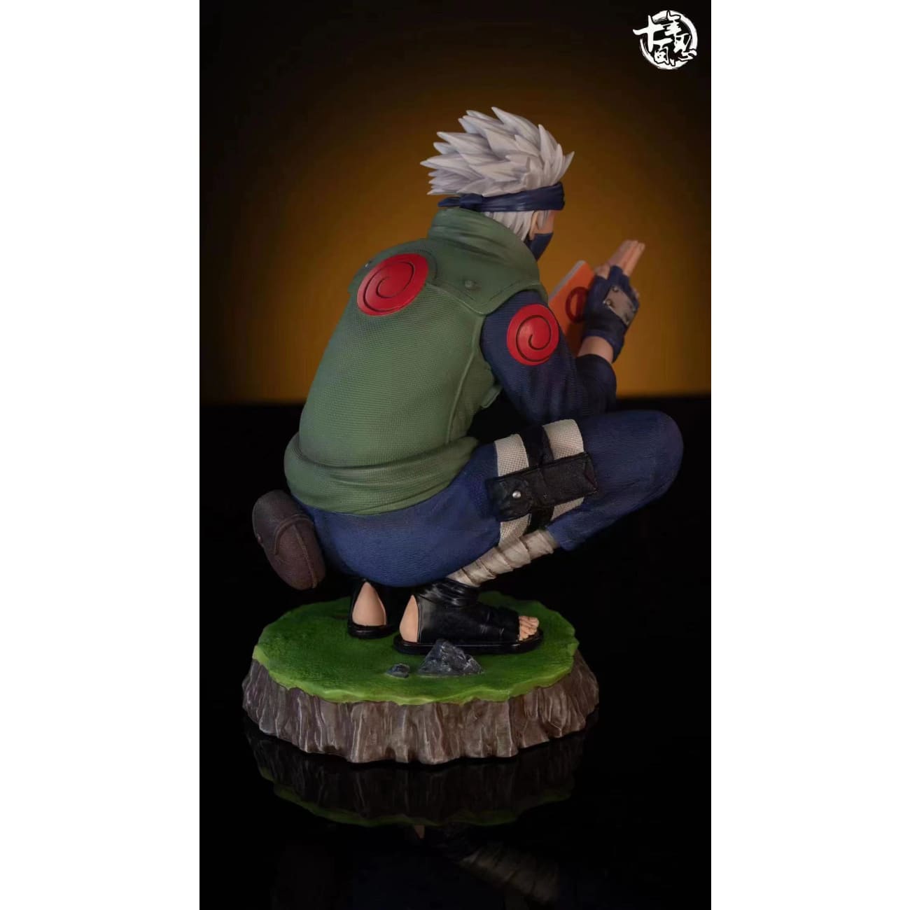 ShiNianBaiRen Studio - Reading Hatake Kakashi / Kancho Hatake Kakashi