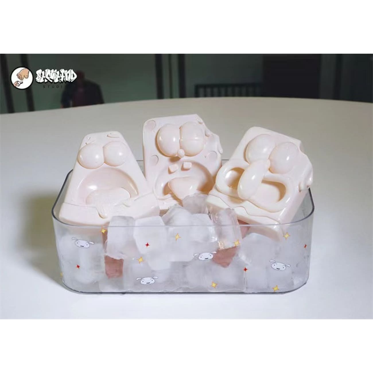 Showhand Studio - Ice Cream Assassins [8 Variants]