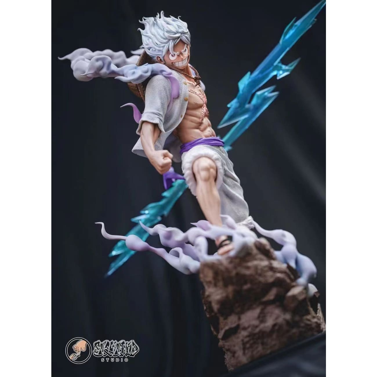 Showhand Studio - Sun God Nika Luffy Gear 5 [2 Variants]
