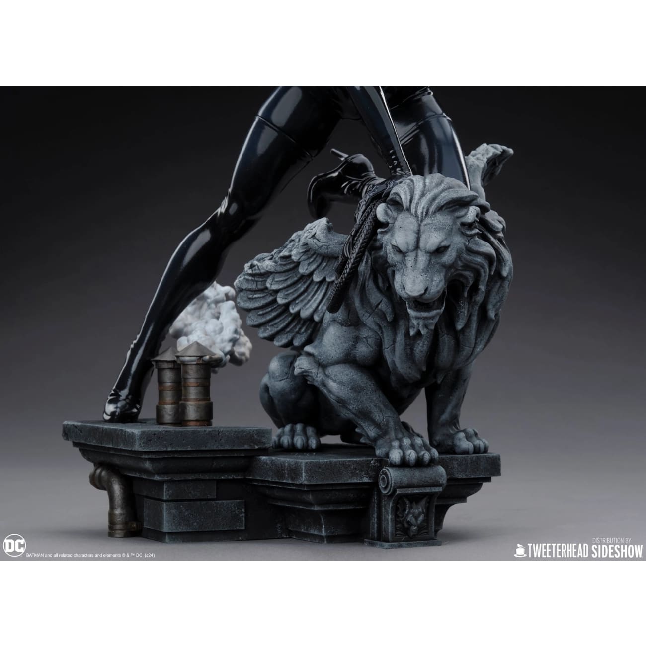 Sideshow x Tweeterhead - Catwoman [2 Variants]