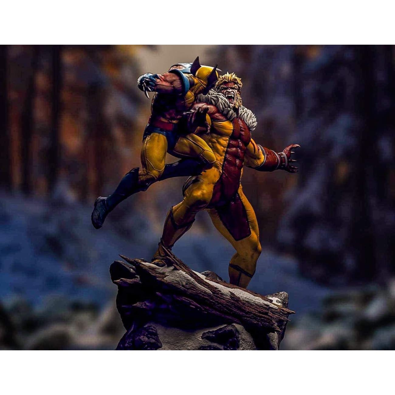 Sin Collectibles - Wolverine Vs Sabretooth Diorama [5
