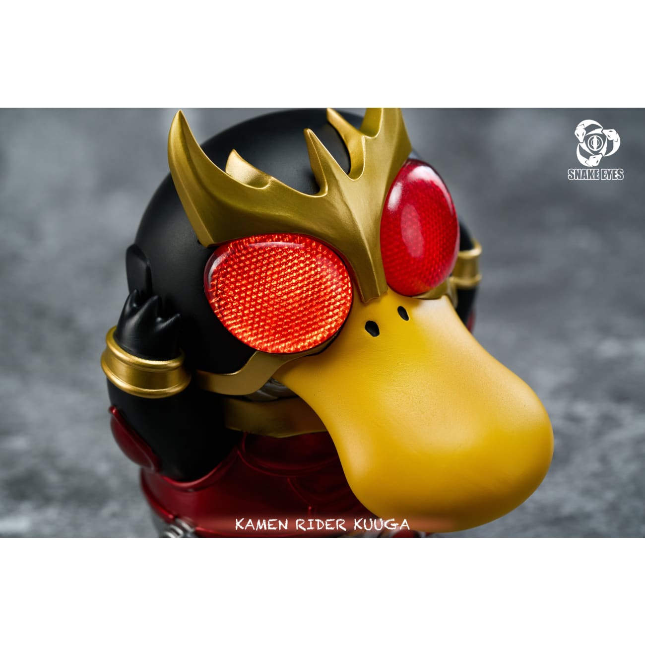 Snake Eyes Studio - Psyduck Cosplay Kamen Rider Kuuga