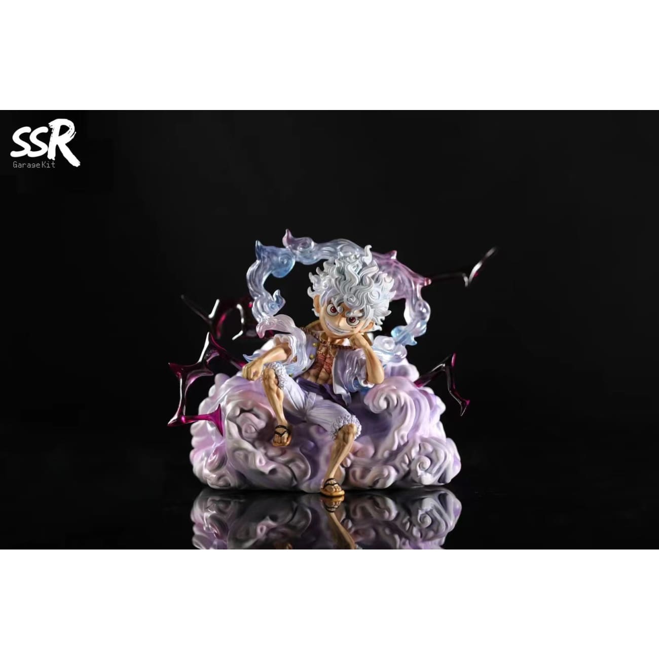 SSR Studio - Sitting Sun God Nika Luffy Gear 5 