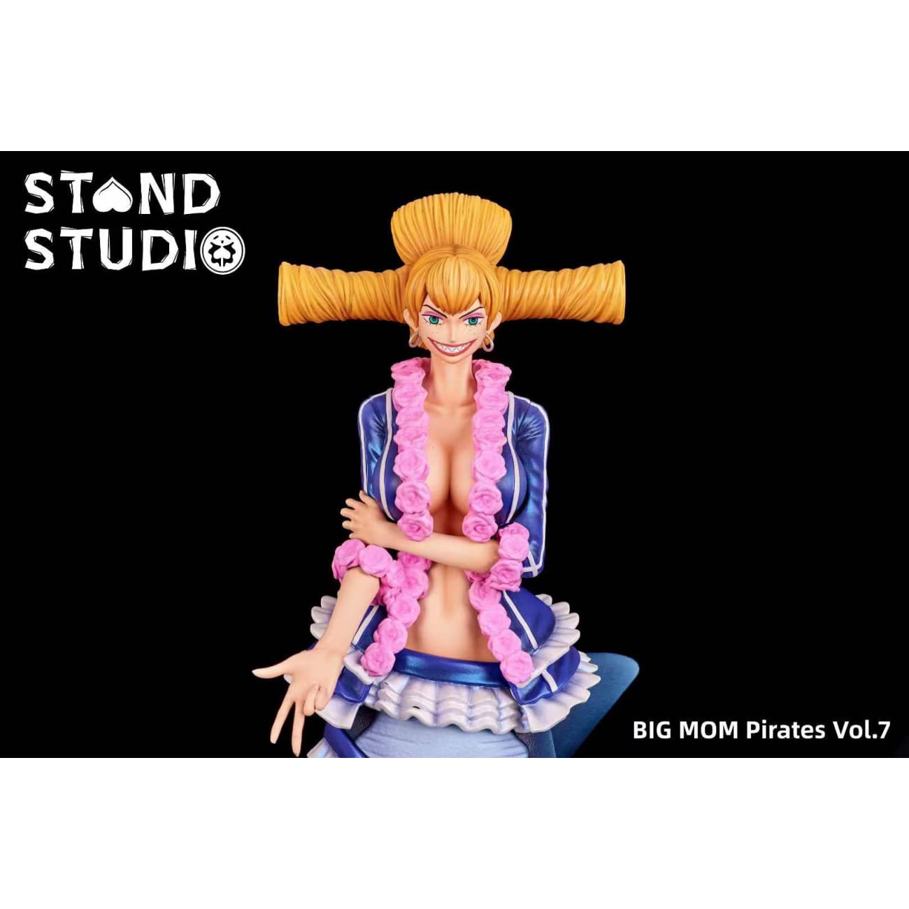 Stand Studio - Charlotte Praline