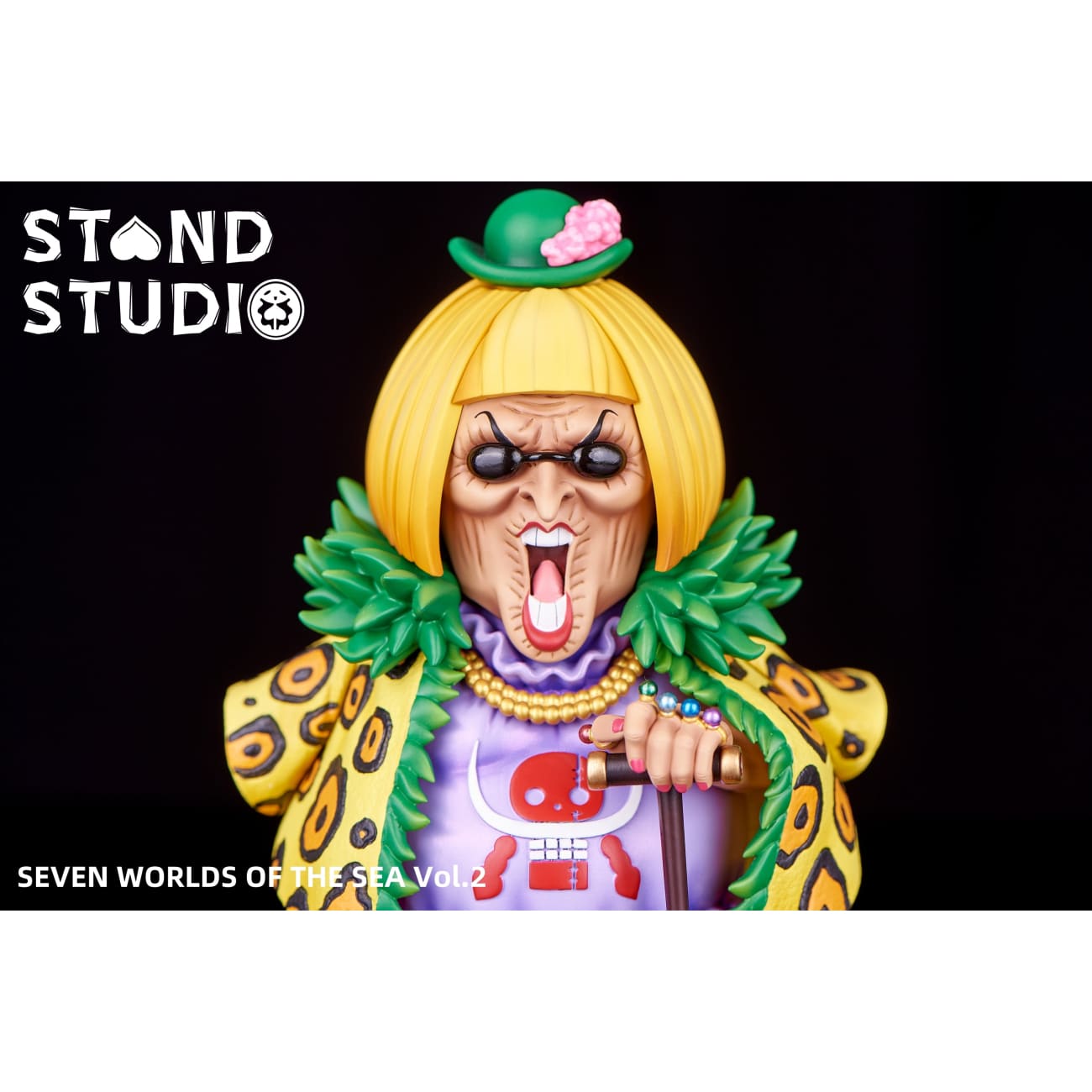 Stand Studio - Miss Buckingham Stussy