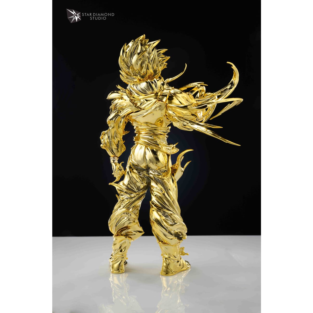 Star Diamond Studio - Super Saiyan Son Goku Space Suit Ver. [3 Variants]