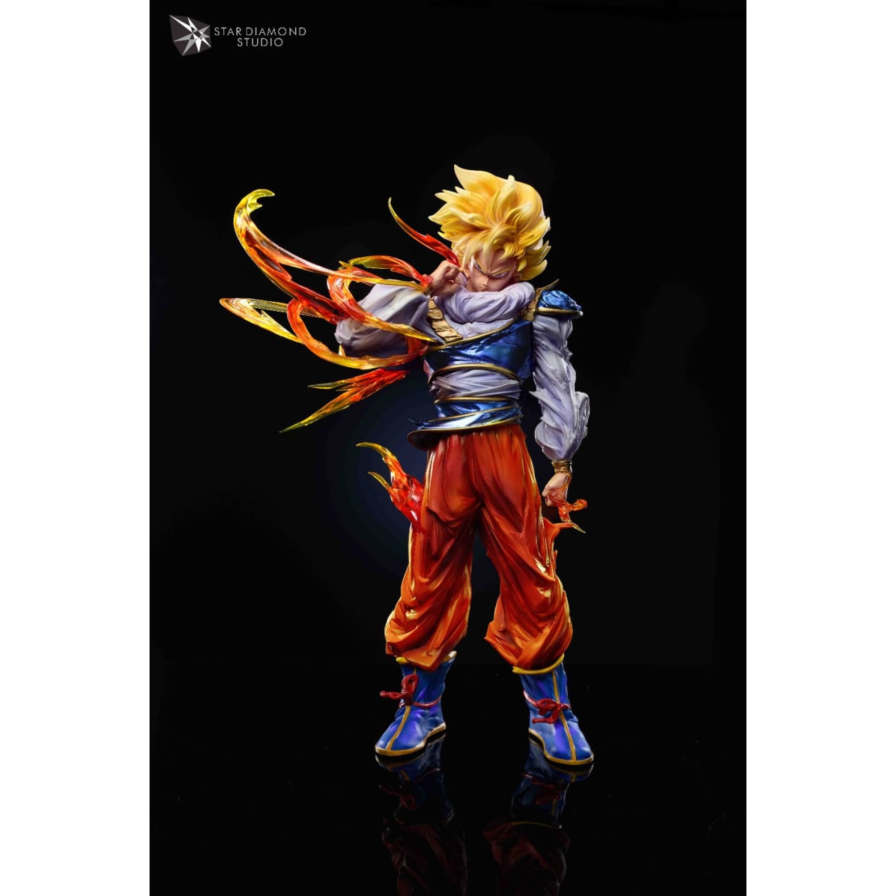 Star Diamond Studio - Super Saiyan Son Goku Space Suit Ver. [3 Variants]