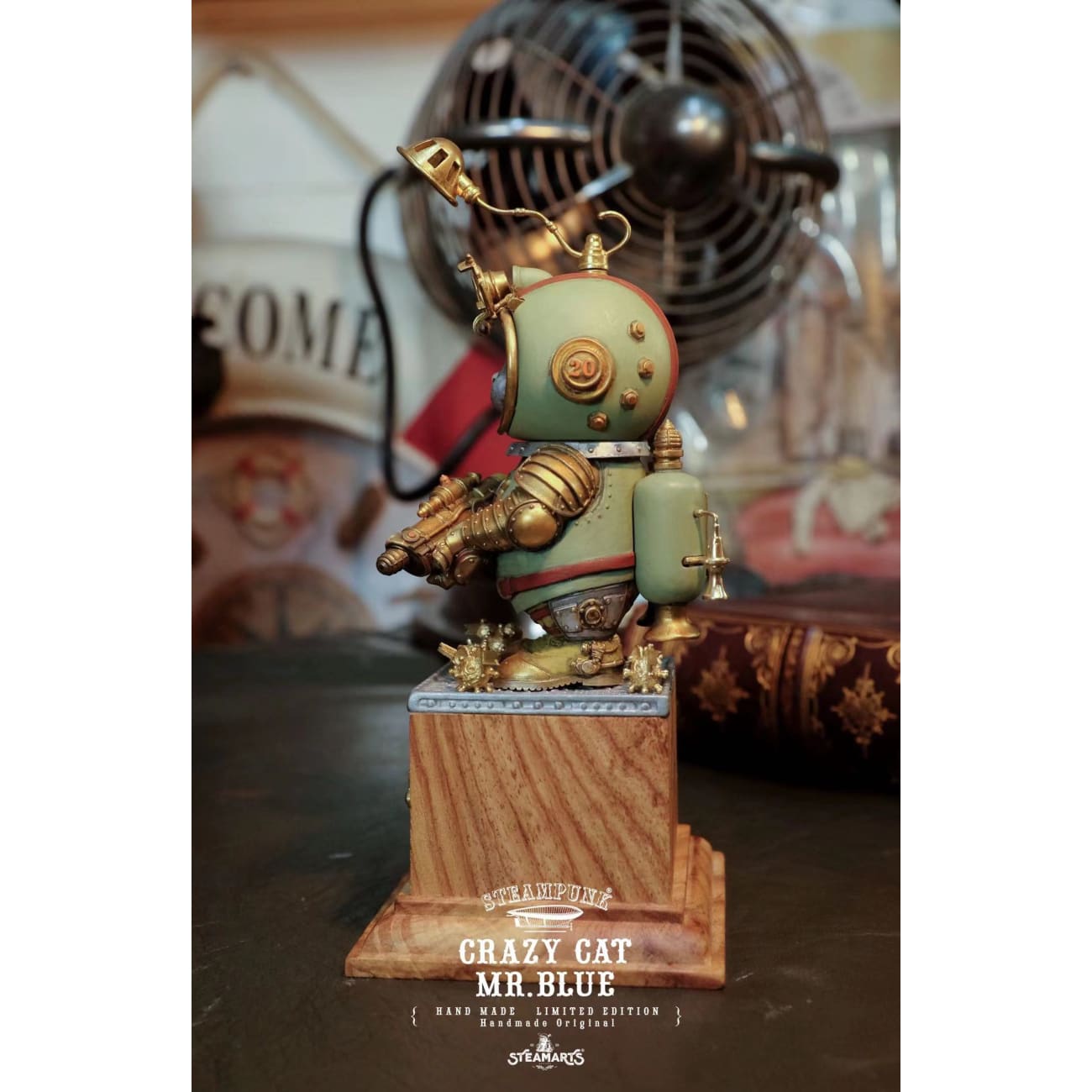 xSteamarts - Crazy Cat Mr.blue