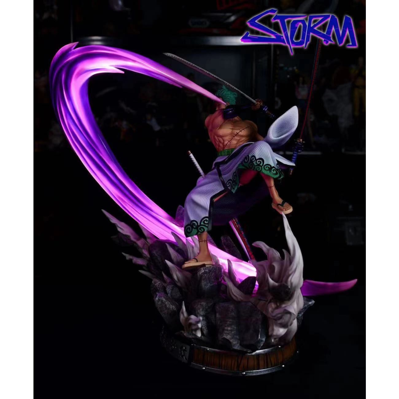 Storm Studio - Roronoa Zoro