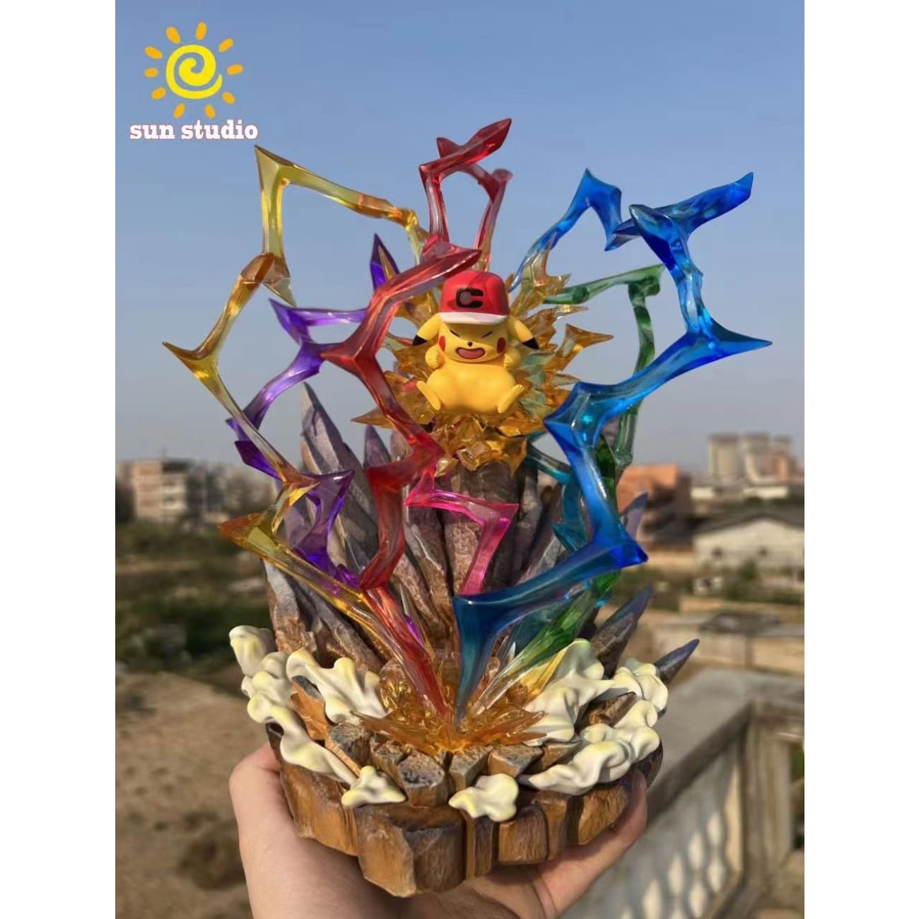 Sun Studio - 10,000,000 Volt Thunderbolt Pikachu