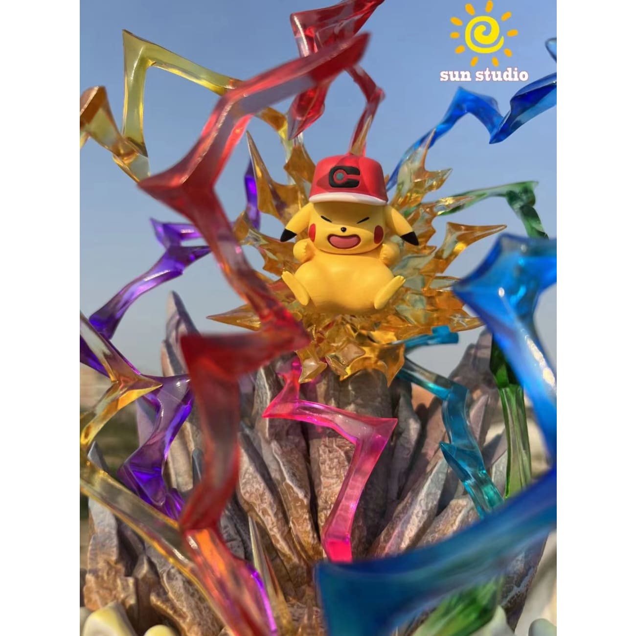 Sun Studio - 10,000,000 Volt Thunderbolt Pikachu