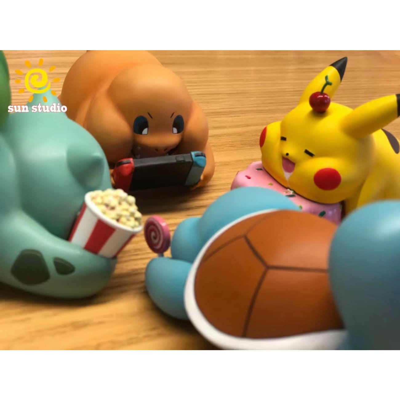 Sun Studio - Pikachu / Charmander / Squirtle / Bulbasaur [5 Variants] 