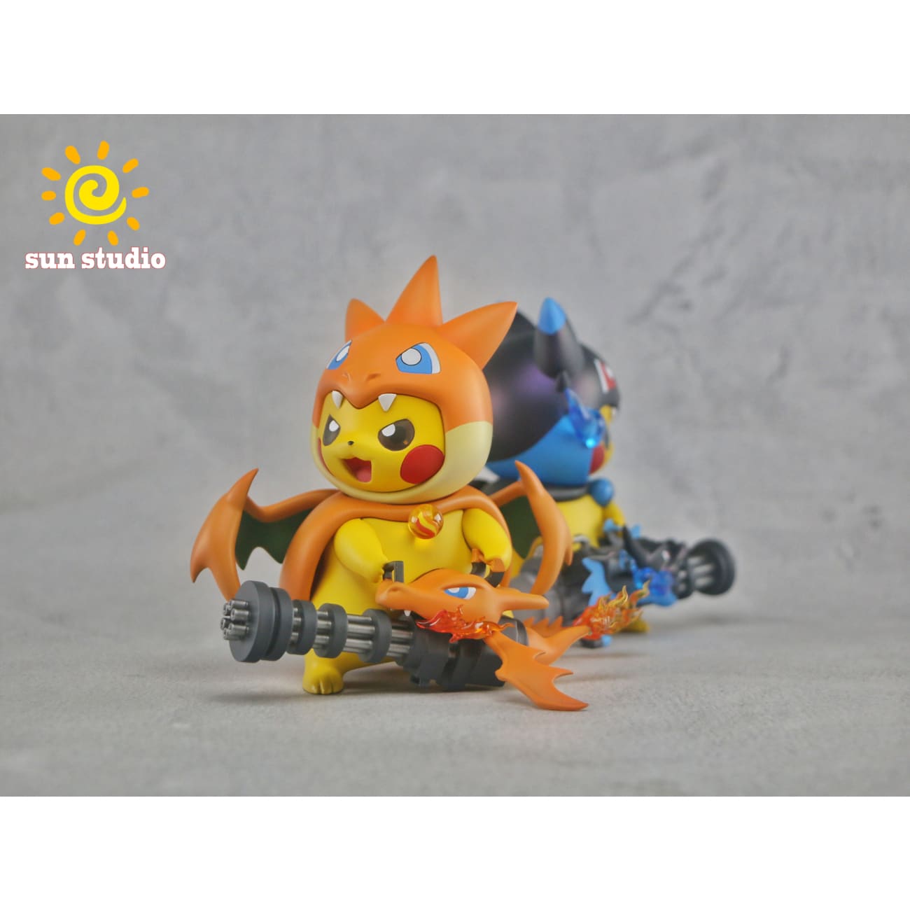 Sun Studio - Pikachu Cosplay Charizard X / Charizard Y