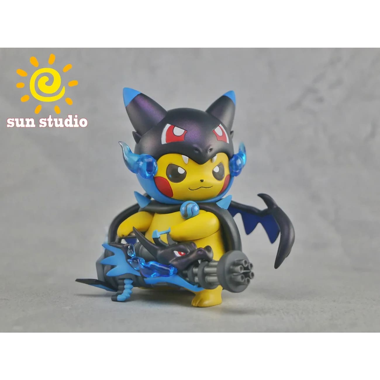 Sun Studio - Pikachu Cosplay Charizard X / Charizard Y