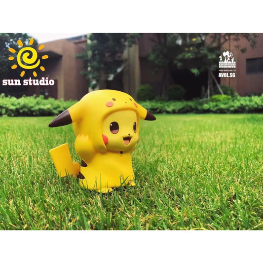 Sun Studio - Pikachu in Pyjamas