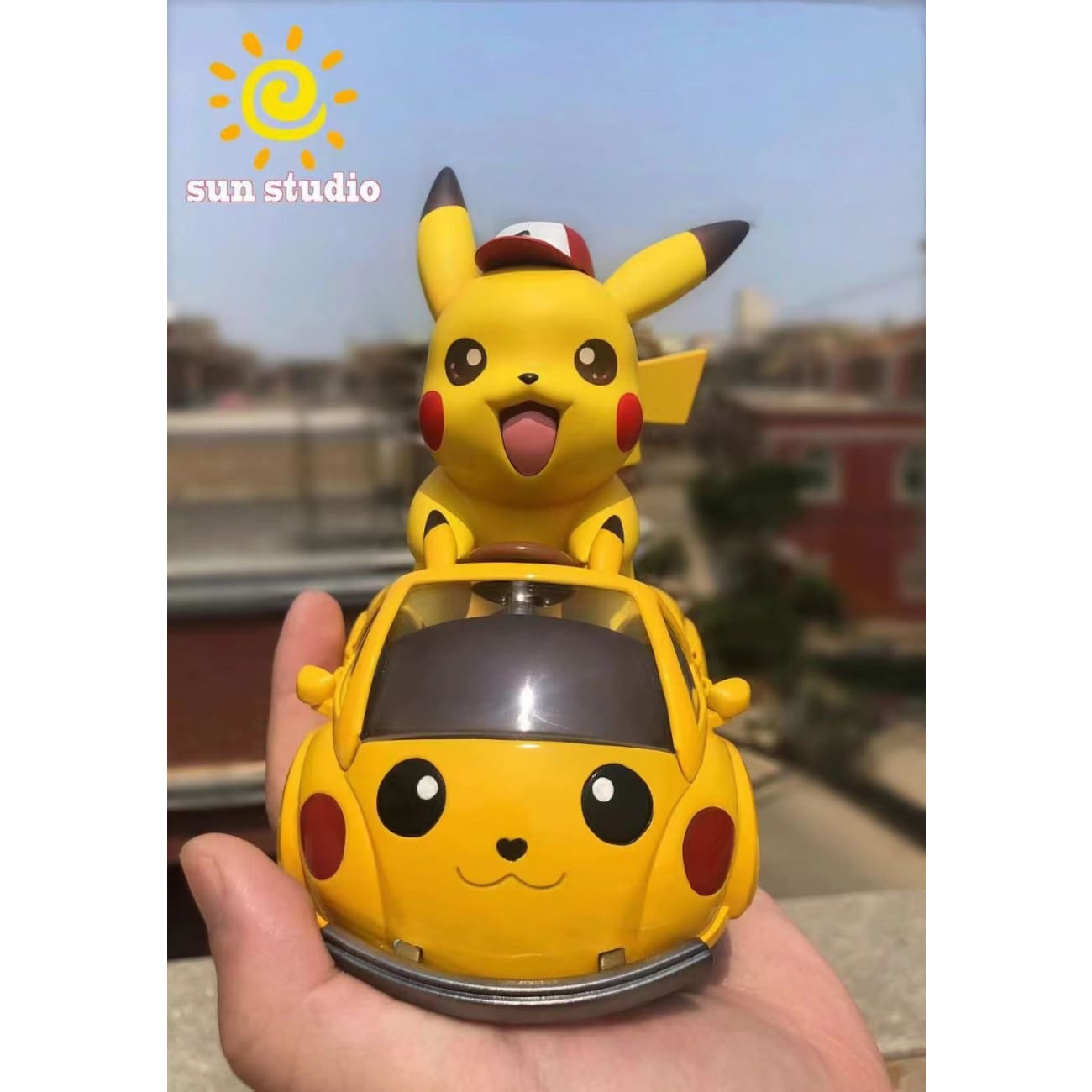 Sun Studio - Pikachu with Pikachu Car [Small Version / Big Version]