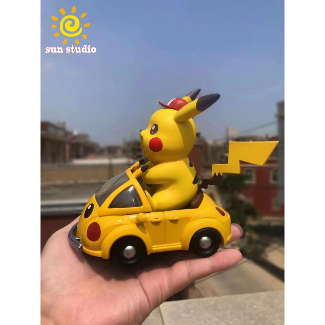 Sun Studio - Pikachu with Pikachu Car [Small Version / Big Version]