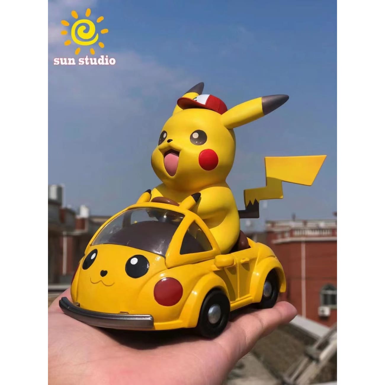 Sun Studio - Pikachu with Pikachu Car [Small Version / Big Version]