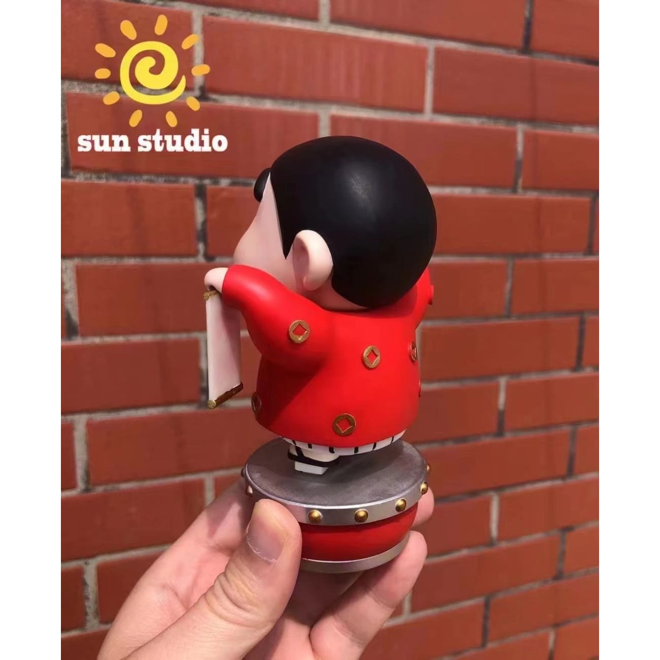 sun studio - Shin chan Brings Luck
