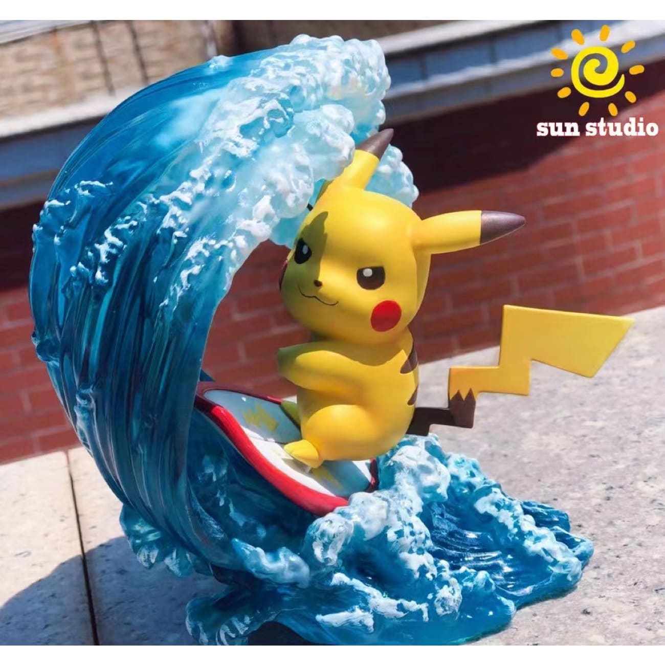 Sun Studio - Surfing Pikachu